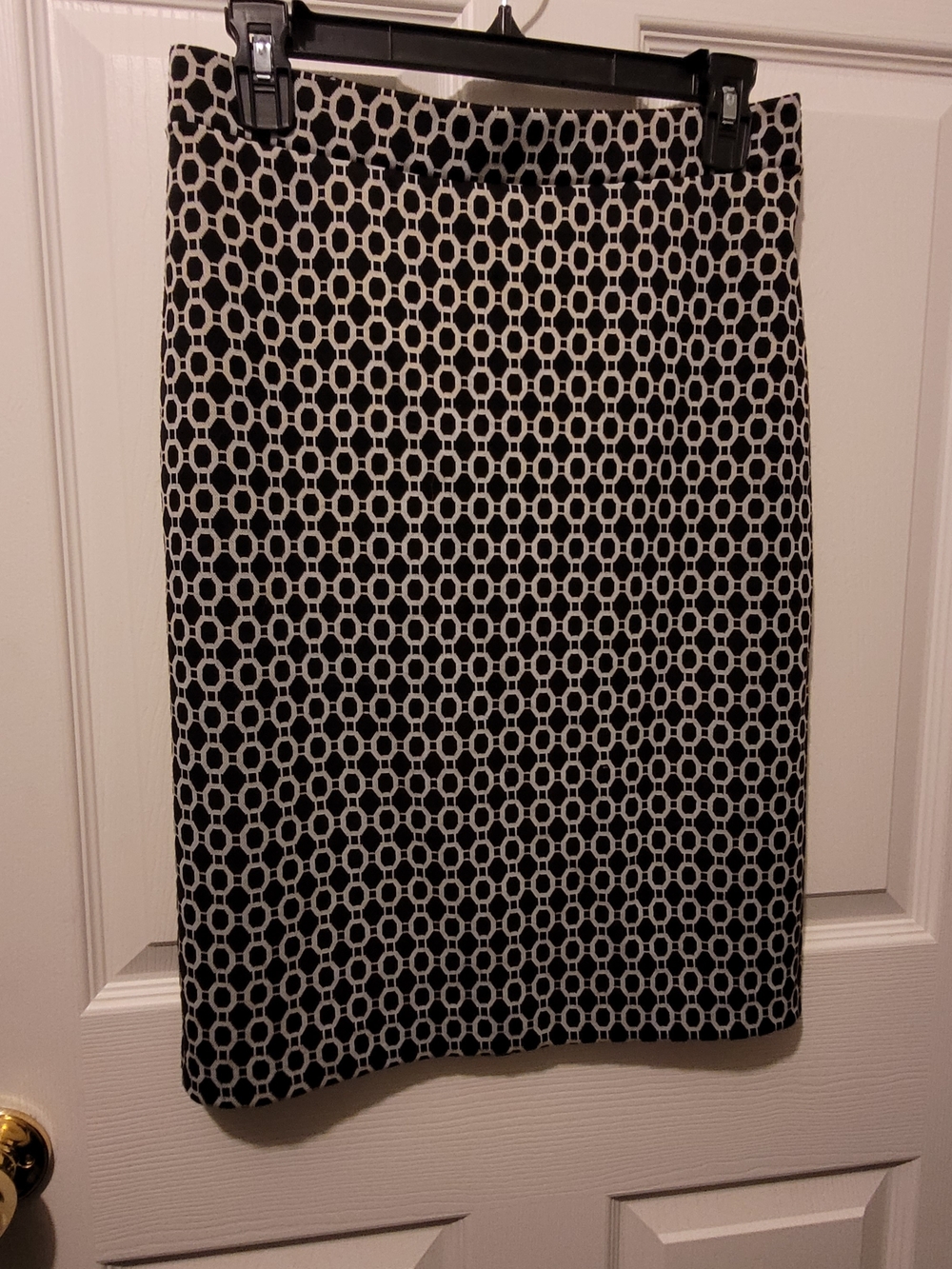 Black and White Geometric Print Pencil Skirt